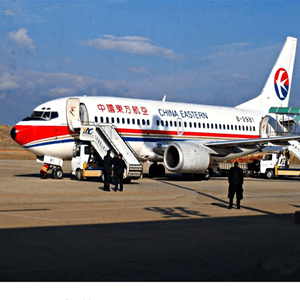 成都机场物流航空快运业稳步发展的原因是什么？